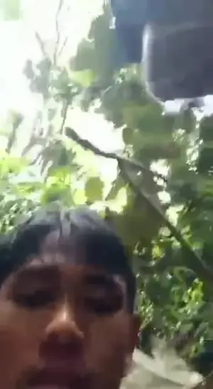 Bokep Indo Hijab Menolong Pacar Yang Kedinginan Bokep Indo Hijab Menolong Pacar Yang Kedinginan